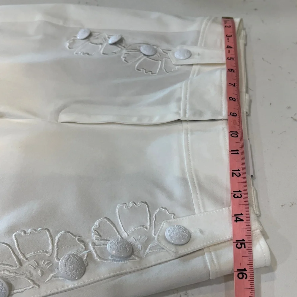 White House Black Market Jolie Novelty Button Straight Pants NWT Size 8R - Picture 11 of 13